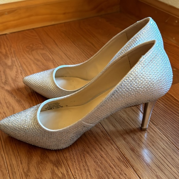 Jessica Simpson rhinestone look pumps size  8.5 worn once - Picture 4 of 6